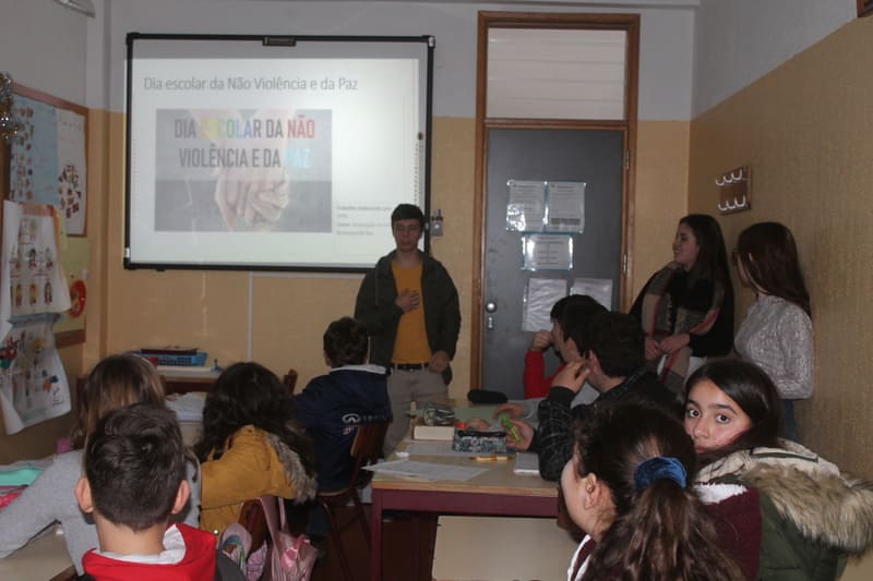 Comemoração do Dia Escolar da Não Violência e da Paz
