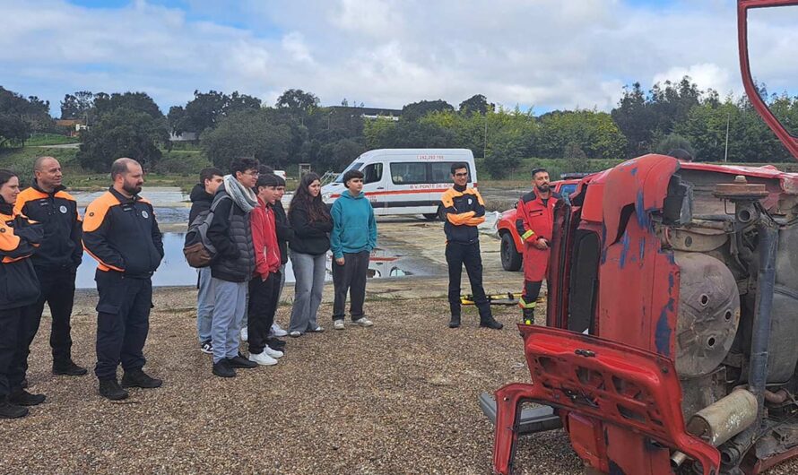 Visita de estudo ao Quartel do Bombeiros Voluntários de Ponte de Sor